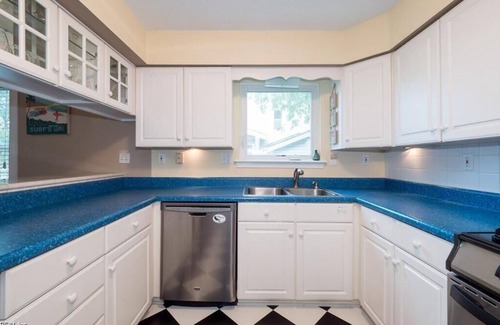 Northeast Virginia Beach Casa | Turtle Cove - North End VB