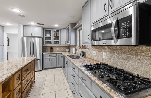 Kerrville Casa | Turtle Creek House, 4 Bedrooms, 5 Bathrooms, only 8 miles south of Kerrville.