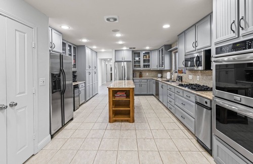 Kerrville Casa | Turtle Creek House, 4 Bedrooms, 5 Bathrooms, only 8 miles south of Kerrville.