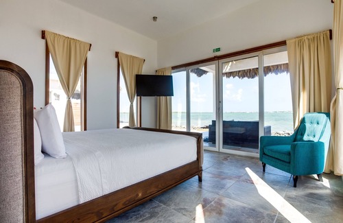 San Pedro Hotel | Turtle Island Resort