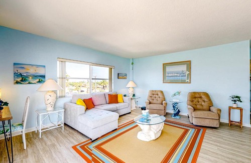 South Patrick Shores Apartamento | Turtle Time Suite