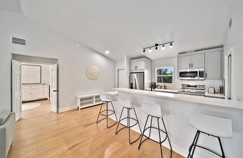 Sanibel Casa | Turtle Tracks: ¡Increíble casa con piscina en el tranquilo vecindario del oeste del Golfo cerca de la playa!