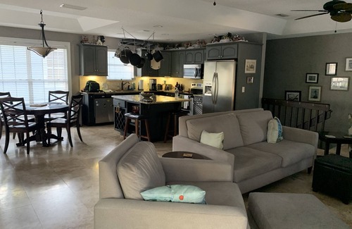 Saint Simons Island Casa | Turtle Villa: 4 bedrooms, 3 baths and Pet Friendly!