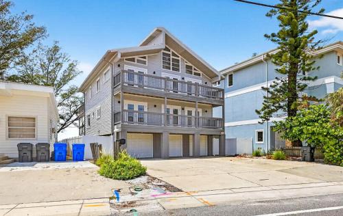 Treasure Island Casa | Turtleback Beach House
