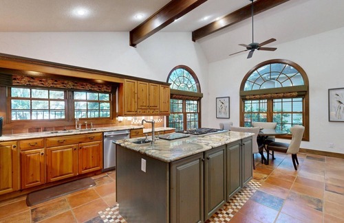 Palmetto Dunes Casa | Tuscan-Style Waterfront Retreat!