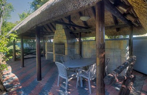 Parklands Villa | TUSCAN VILLA FELICE near West Coast