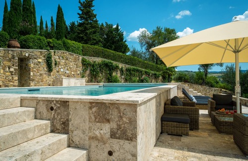 San Pietro in Bossolo Villa | Toscana Villa de piedra con vista espectacular