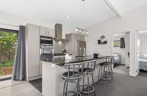 Tutukaka Casa | Tutukaka Treat - Wellingtons Bay Holiday Home