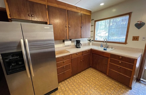 Twain Harte Cabina | Twain Harte Lake Access, Arcade Games, Central A/C, & More!