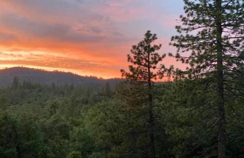 Twain Harte Casa | Twain Harte Lake, pool/hot tub, by skiing/Yosemite