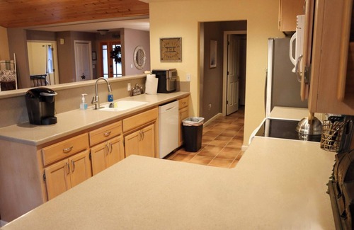 Twain Harte Cabina | Twain Harte, Sugar Bear Cabin near snow parks and Dodge Ridge. Cozy Cabin