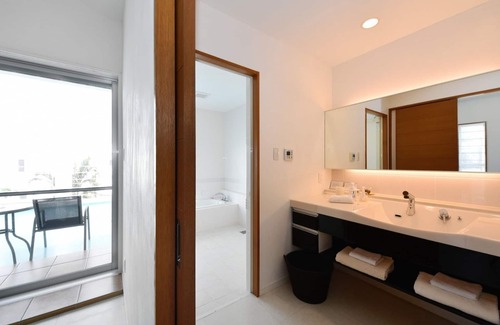 Kadena-cho Hotel | twin bedroom / Nakagami-gun Okinawa