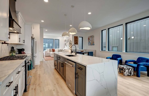 Hurwood Heights Casa | Twin Homes Hot Tub Rooftop Game Zone at Nashville