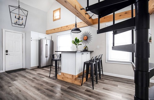 Michigan City Casa | Twin Houses | Beach | 30-Guests | HotTubs | GameRm