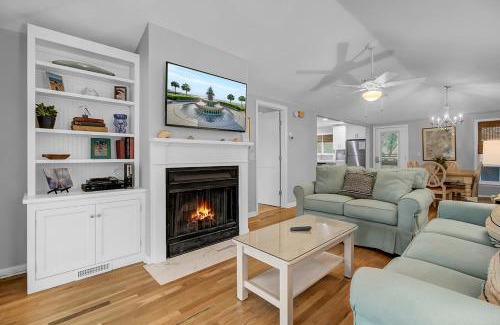 Twin Oaks Casa | Twin Oaks 24 by Wild Dunes, with Golf View