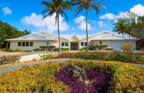 North Side Casa | Twin Palms by Grand Cayman Villas & Condos