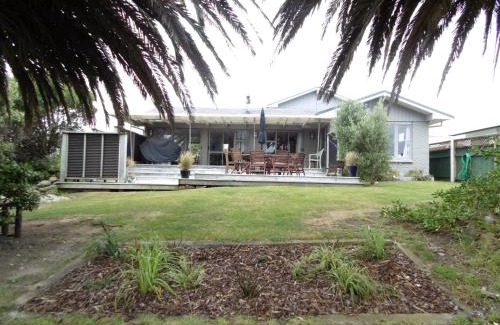 Waikanae Casa | Twin Palms