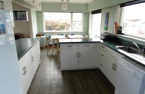 Waikanae Casa | Twin Palms