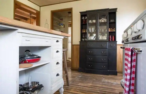 Idyllwild Cabina | Twin Rock Tree House - Vintage Cabin