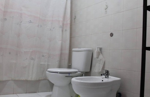 Massama Apartamento | Twin Room 2 In Sintra Massamá Next To Train Station