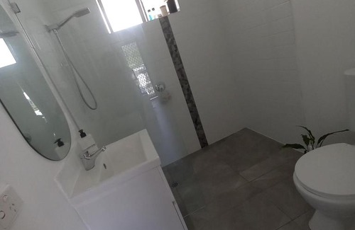 Pioneer Bay Casa | Twin Set 2 bedroom Cottage