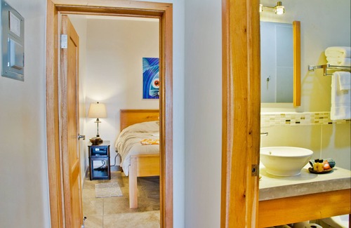 San Pedro Condominio | Twisted Palm Villas-Coco Suite Solo Adultos