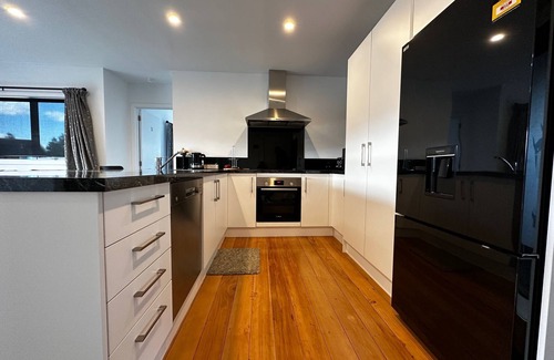 Twizel Casa | Twizel retreats - LH Fountain Retreat