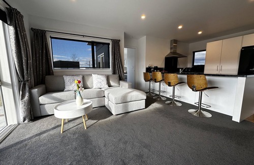 Twizel Casa | Twizel retreats - LH Fountain Retreat