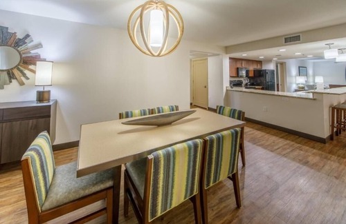 North Scottsdale Hotel | Two 2BR Villas with Balcony, Full Kitchen l Splash Pool & Game Room Access