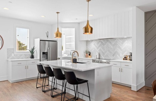 Historic Waverly Casa | TWO Adjacent Homes by 12 South, Belmont -Sleeps 24