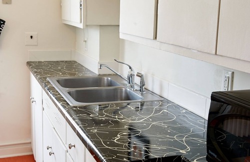 Viroqua Apartamento | Two Bedroom airy modern apartment - Green Door