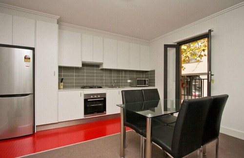 Newcastle West Apartamento | Two Bedroom Apartment