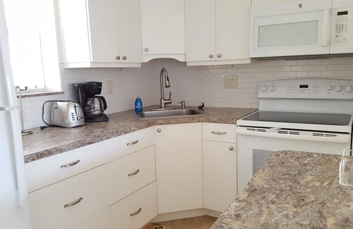 Hillsboro Beach Apartamento | Two Bedroom Apartment #207/209