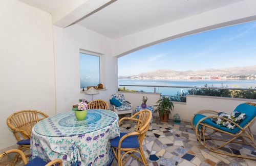 Okrug Gornji Apartamento | Apartamento para dos personas en la playa Okrug Gornji, Ciovo (A-459-a)