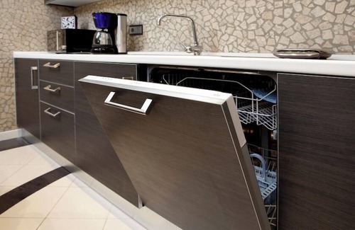 Gare Apartamento | Two-Bedroom Apartment with Balcony