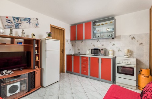 Klenovica Apartamento | Apartamento para dos personas con una terraza Klenovica, Novi Vinodolski (A-5575-c)