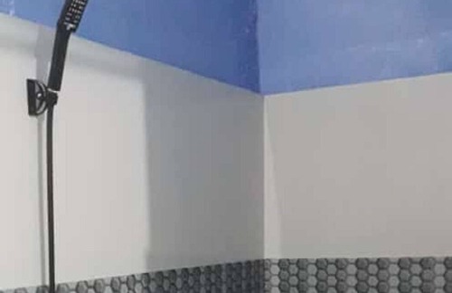 Danao Apartamento | Condominio frente a la playa de 2 dormitorios + uso gratuito de scooters