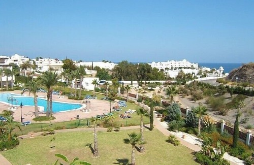 La Parata Apartamento | Apartamento de2 Dormitorios, con vistas de la piscina.