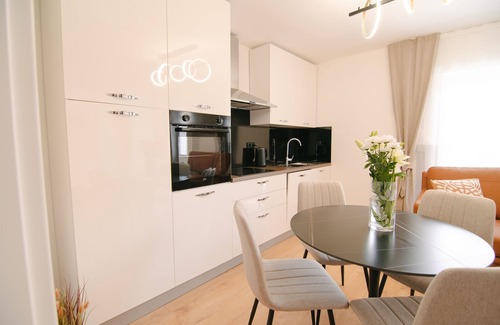 Korenica Apartamento | Apartamento para dos personas con una terraza Korenica, Plitvice (A-24421-a)