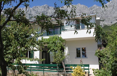Veliko Brdo Apartamento | Apartamento para dos personas con terraza y vista al mar Makarska (A-6791-b)