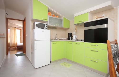 Nevidane Apartamento | Apartamento para dos personas en la playa Nevidane, Pasman (A-325-a)