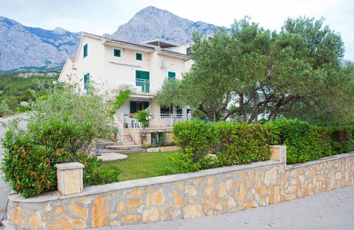Promajna Apartamento | Apartamento para dos personas con terraza y vista al mar Promajna, Makarska (A-2588-b)