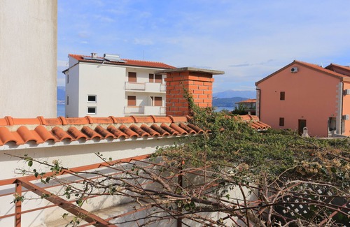 Slatine Apartamento | Apartamento para dos personas con una terraza Slatine, Ciovo (A-16345-b)