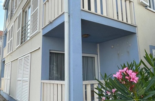 Mirce Apartamento | Two bedroom apartment near beach Mirca, Brač (A-24865-a)