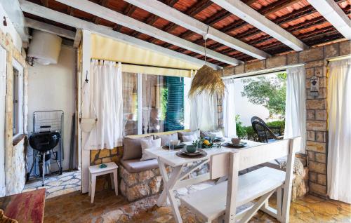 Ivan Dolac Apartamento | Two-Bedroom Apartment In Ivan Dolac