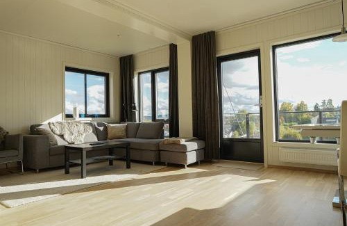 Eidsvoll Apartamento | Two bedroom apartment, top floor, stunning views