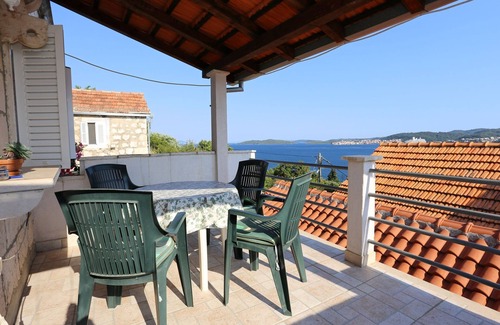 Kuciste Apartamento | Apartamento para dos personas con terraza y vista al mar Kuciste - Perna, Peljesac (A-10143-a)