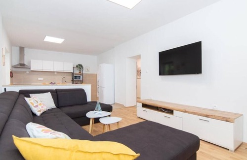 Piran Apartamento | Two Bedroom Apartment Walls of Piran
