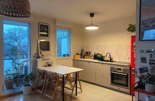 Malakoff Apartamento | Two-bedroom apartment with balcony