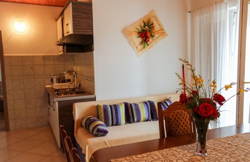 Lopar Apartamento | Apartamento para dos personas con balcón y vista al mar Lopar, Rab (A-22978-a)